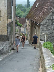 The narrow access seems steeper than Golden Hill, Shaftesbury where the Hovis Advert was filmed.