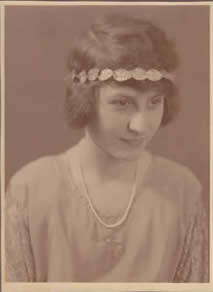 Doris Dodd as a young woman